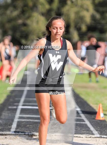 Thumbnail 2 in Hernando Invitational photogallery.