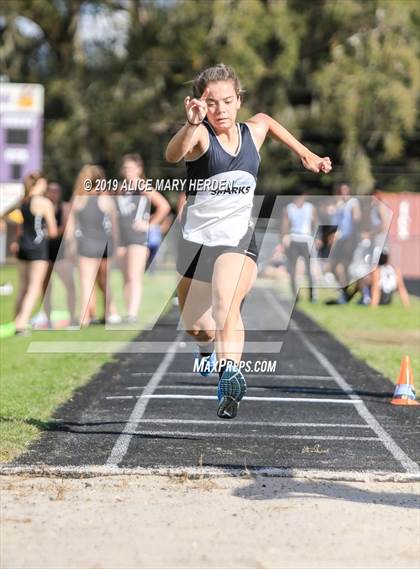 Thumbnail 3 in Hernando Invitational photogallery.