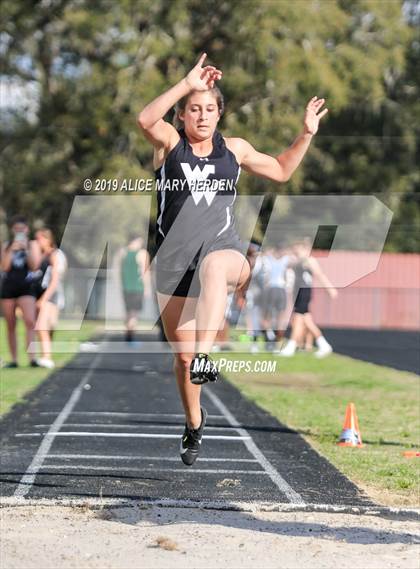 Thumbnail 2 in Hernando Invitational photogallery.