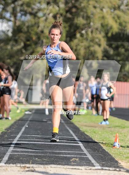 Thumbnail 3 in Hernando Invitational photogallery.