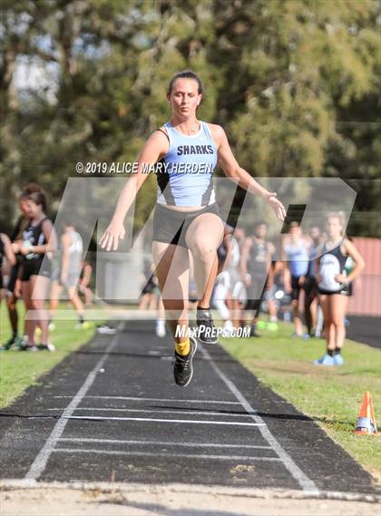 Thumbnail 1 in Hernando Invitational photogallery.