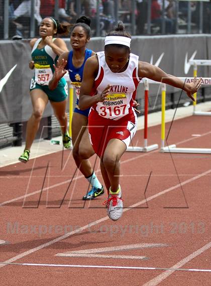Thumbnail 1 in Arcadia Invitational (100 M Hurdles) photogallery.