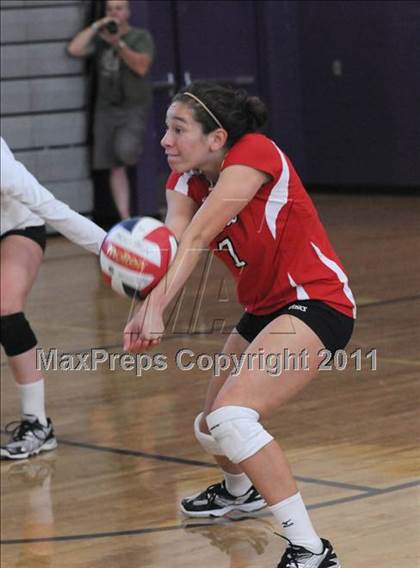 Thumbnail 3 in Redondo Union vs. Kamehameha (2010 Durango Fall Classic) photogallery.