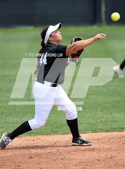 Thumbnail 1 in Foothill vs. Fullerton (CIF SS D4 Final) photogallery.
