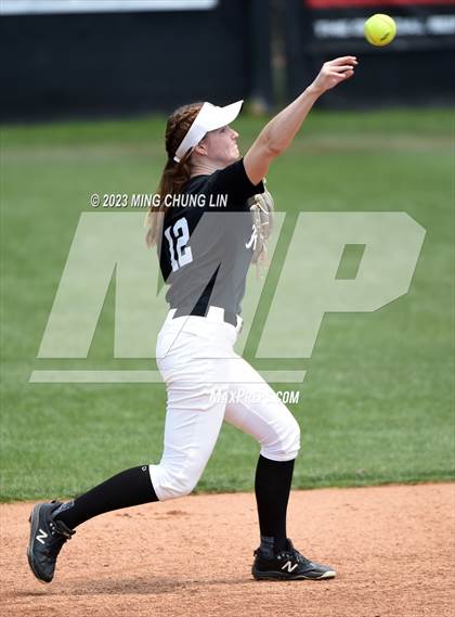 Thumbnail 1 in Foothill vs. Fullerton (CIF SS D4 Final) photogallery.