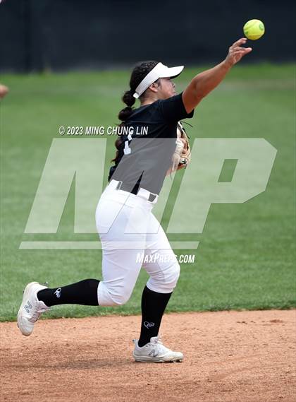 Thumbnail 3 in Foothill vs. Fullerton (CIF SS D4 Final) photogallery.