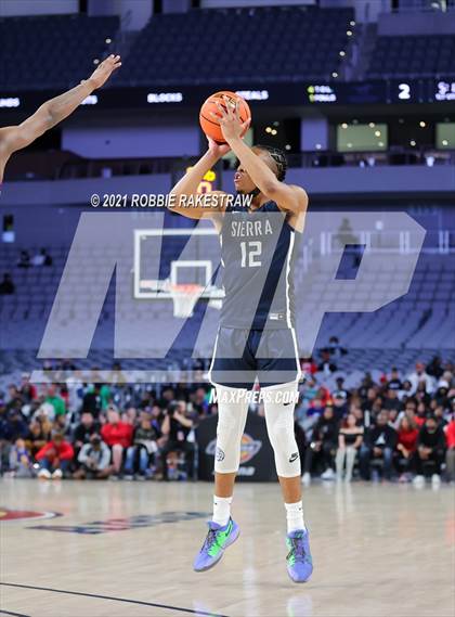 Thumbnail 3 in Sierra Canyon vs. Duncanville (Texas Thanksgiving Hoopfest) photogallery.