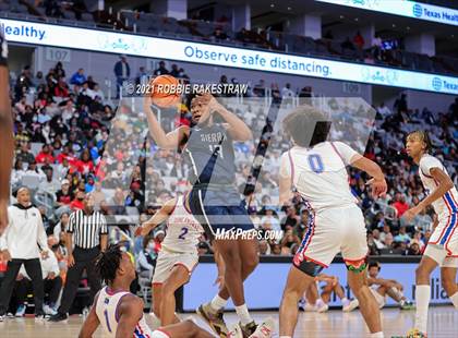 Thumbnail 3 in Sierra Canyon vs. Duncanville (Texas Thanksgiving Hoopfest) photogallery.