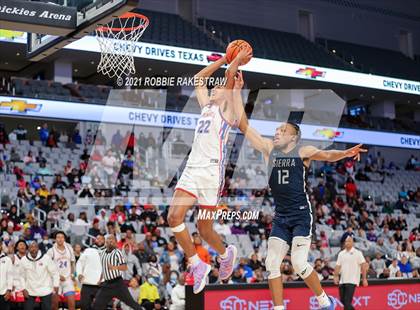 Thumbnail 2 in Sierra Canyon vs. Duncanville (Texas Thanksgiving Hoopfest) photogallery.