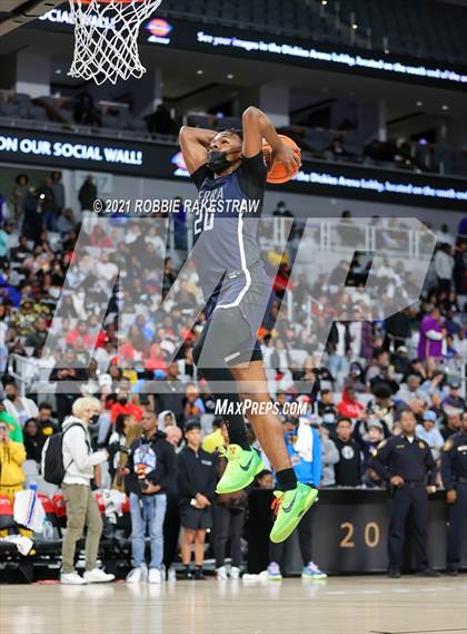 Thumbnail 1 in Sierra Canyon vs. Duncanville (Texas Thanksgiving Hoopfest) photogallery.