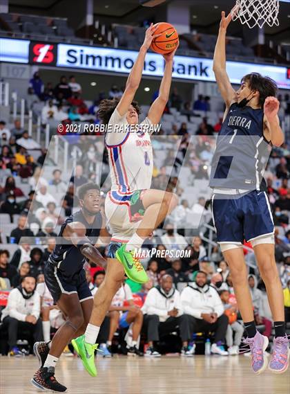 Thumbnail 1 in Sierra Canyon vs. Duncanville (Texas Thanksgiving Hoopfest) photogallery.