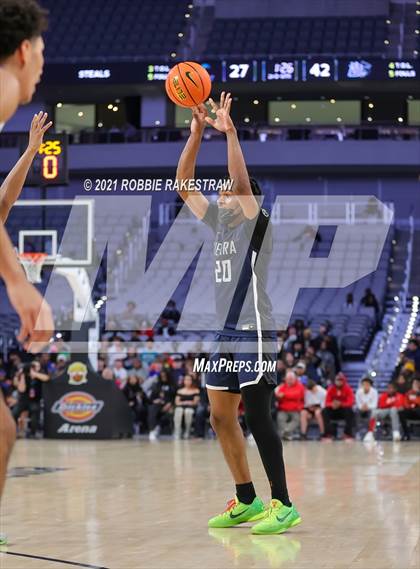 Thumbnail 3 in Sierra Canyon vs. Duncanville (Texas Thanksgiving Hoopfest) photogallery.