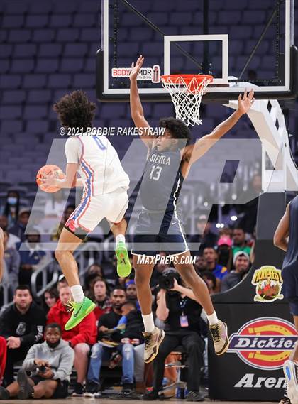 Thumbnail 3 in Sierra Canyon vs. Duncanville (Texas Thanksgiving Hoopfest) photogallery.