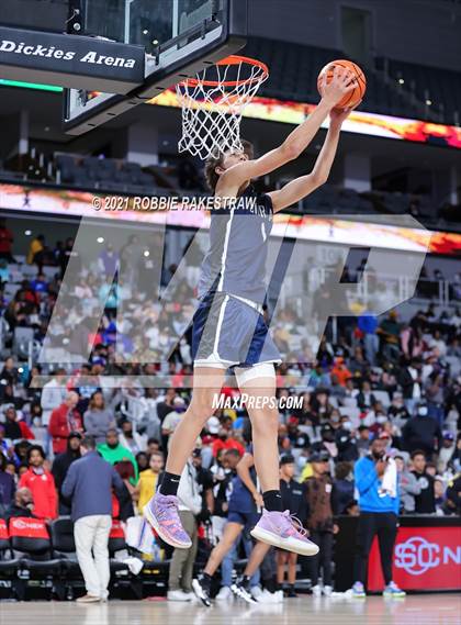 Thumbnail 2 in Sierra Canyon vs. Duncanville (Texas Thanksgiving Hoopfest) photogallery.