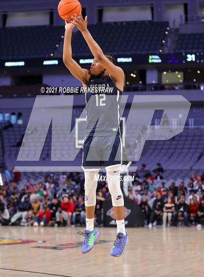Thumbnail 3 in Sierra Canyon vs. Duncanville (Texas Thanksgiving Hoopfest) photogallery.