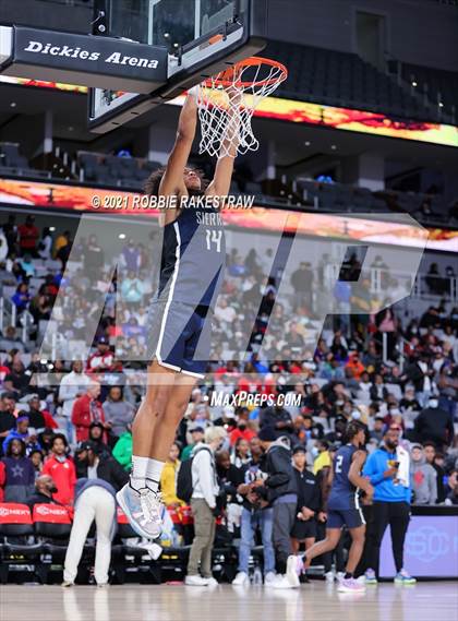 Thumbnail 3 in Sierra Canyon vs. Duncanville (Texas Thanksgiving Hoopfest) photogallery.