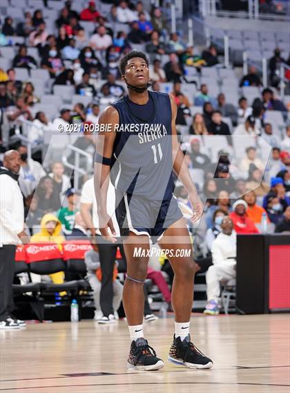 Thumbnail 2 in Sierra Canyon vs. Duncanville (Texas Thanksgiving Hoopfest) photogallery.
