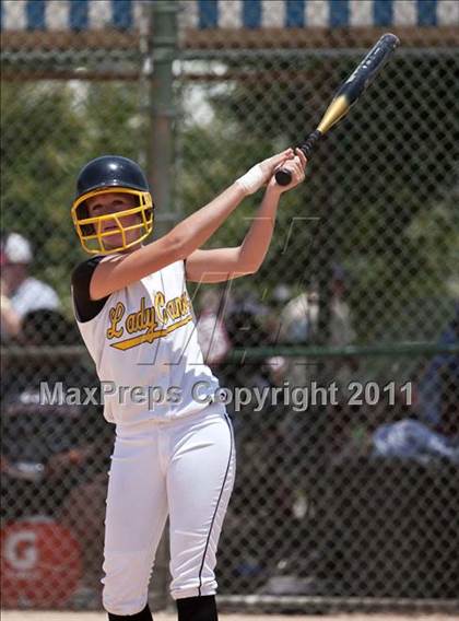 Thumbnail 3 in Pamlico County vs. East Surry (NCHSAA 1A Semifinal) photogallery.