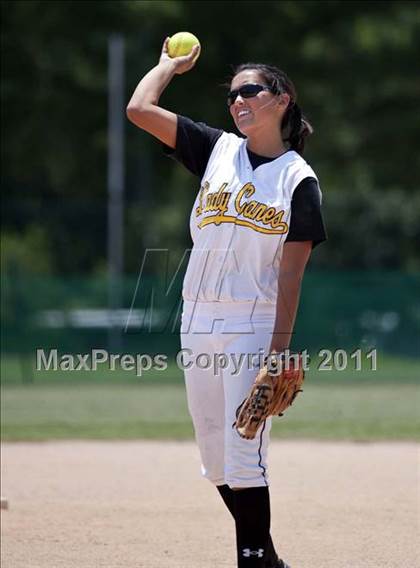 Thumbnail 2 in Pamlico County vs. East Surry (NCHSAA 1A Semifinal) photogallery.