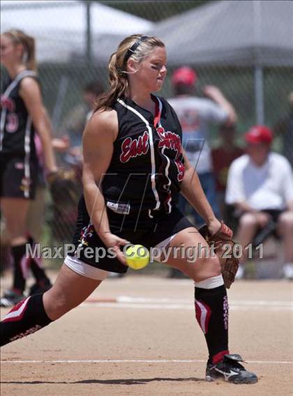 Thumbnail 1 in Pamlico County vs. East Surry (NCHSAA 1A Semifinal) photogallery.