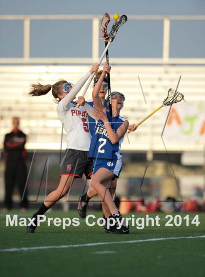 Thumbnail 3 in Lake Zurich @ Palatine photogallery.