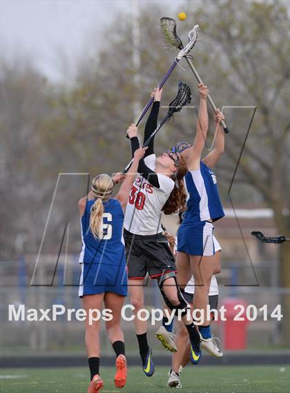 Thumbnail 3 in Lake Zurich @ Palatine photogallery.