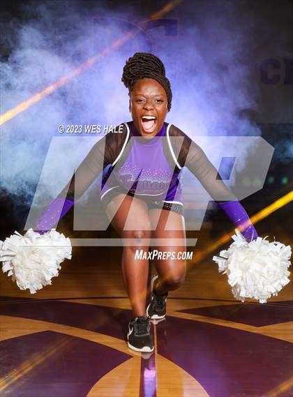 Thumbnail 1 in Desoto Central (Team and Individual) photogallery.