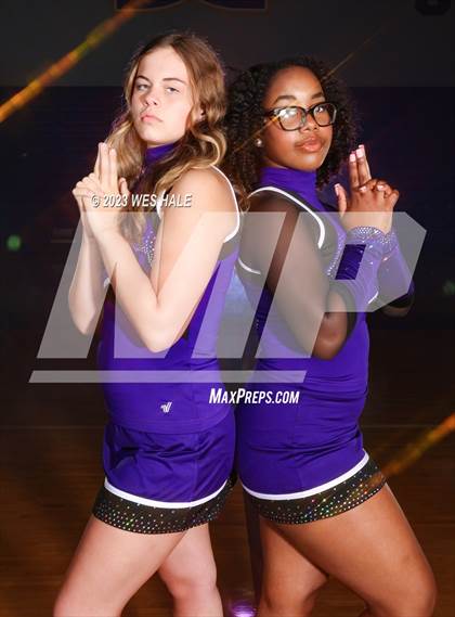Thumbnail 1 in Desoto Central (Team and Individual) photogallery.