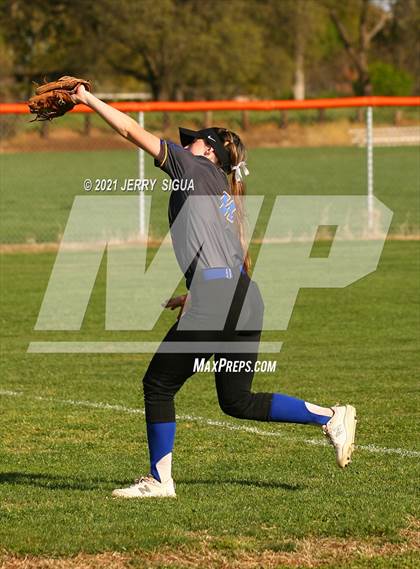 Thumbnail 3 in Lincoln @ Roseville photogallery.