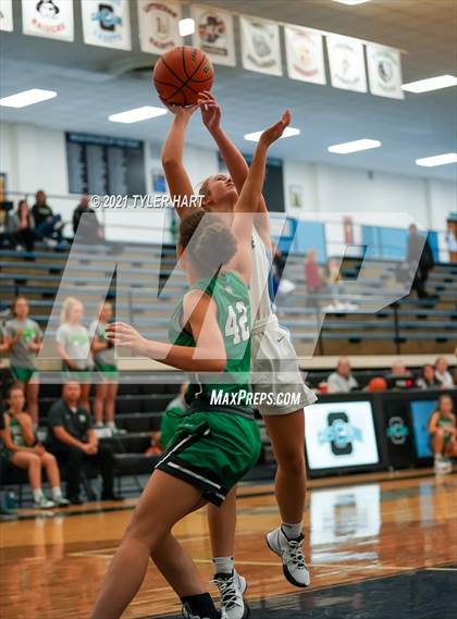 Thumbnail 1 in Triton Central @ Cascade photogallery.