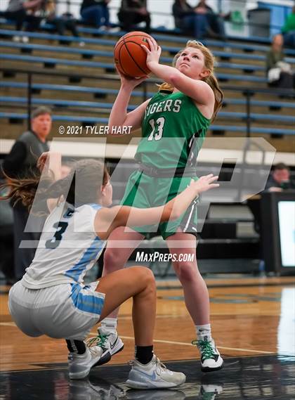 Thumbnail 1 in Triton Central @ Cascade photogallery.