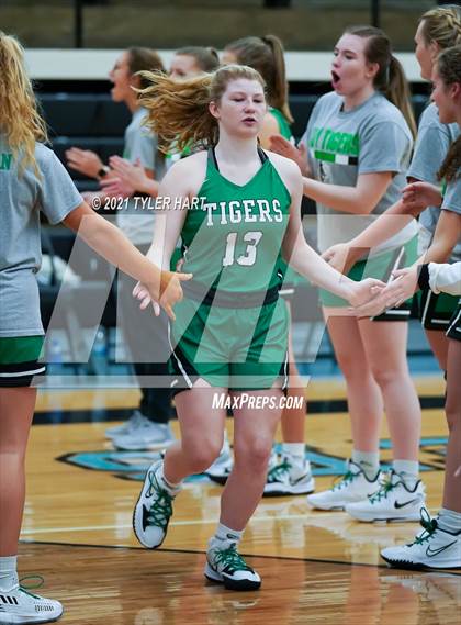 Thumbnail 3 in Triton Central @ Cascade photogallery.