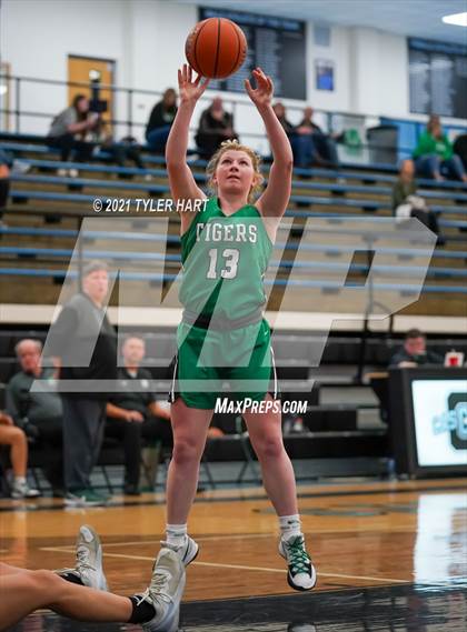 Thumbnail 2 in Triton Central @ Cascade photogallery.