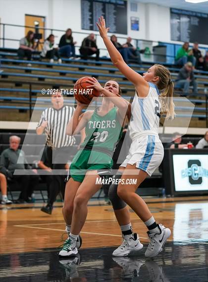 Thumbnail 2 in Triton Central @ Cascade photogallery.