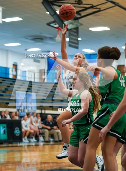 Thumbnail 1 in Triton Central @ Cascade photogallery.