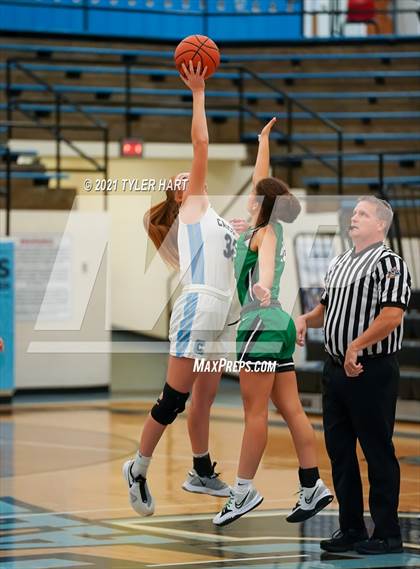 Thumbnail 2 in Triton Central @ Cascade photogallery.