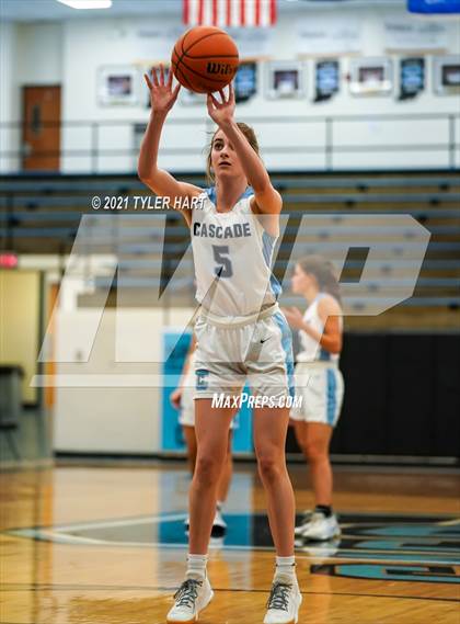 Thumbnail 1 in Triton Central @ Cascade photogallery.