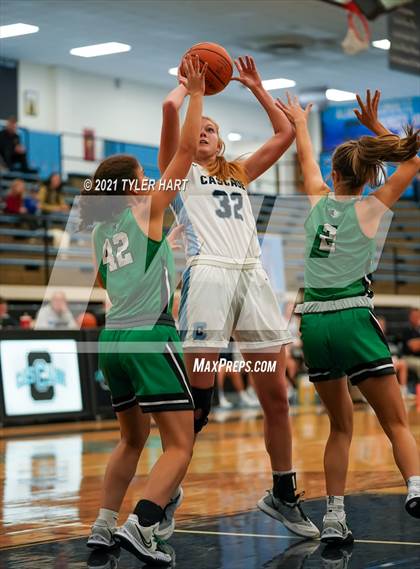Thumbnail 1 in Triton Central @ Cascade photogallery.