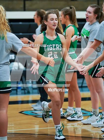Thumbnail 1 in Triton Central @ Cascade photogallery.