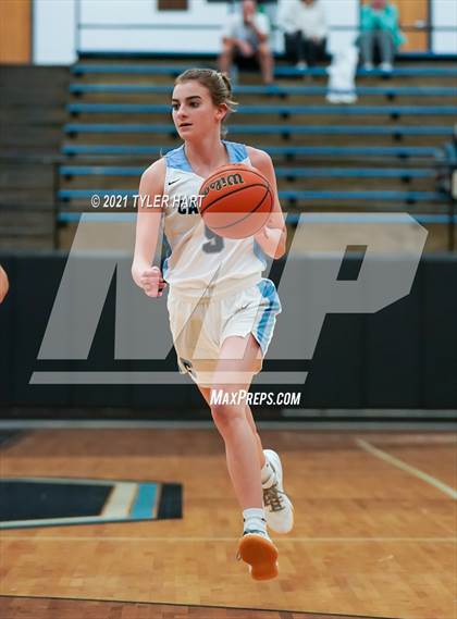 Thumbnail 2 in Triton Central @ Cascade photogallery.