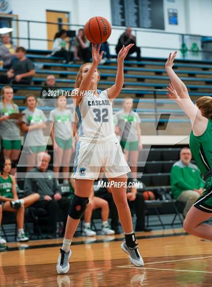 Thumbnail 1 in Triton Central @ Cascade photogallery.