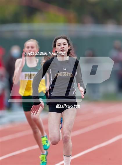 Thumbnail 3 in Harold Scott Invitational (200 Meter) photogallery.