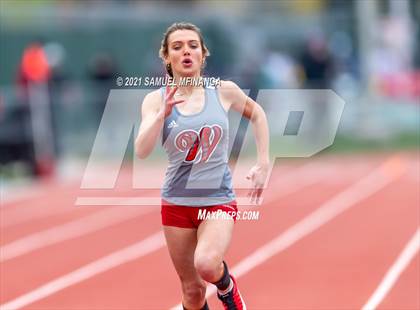 Thumbnail 1 in Harold Scott Invitational (200 Meter) photogallery.