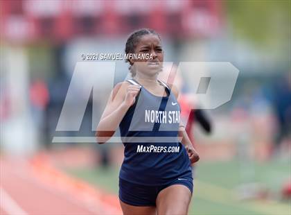 Thumbnail 2 in Harold Scott Invitational (200 Meter) photogallery.