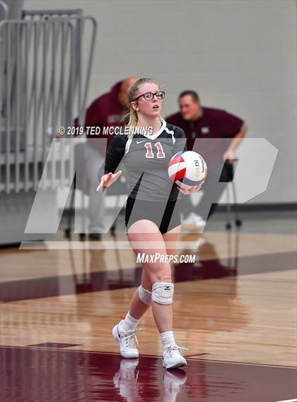 Thumbnail 3 in Farmington @ Morrilton (AAA 4A Quarterfinal Playoff) photogallery.