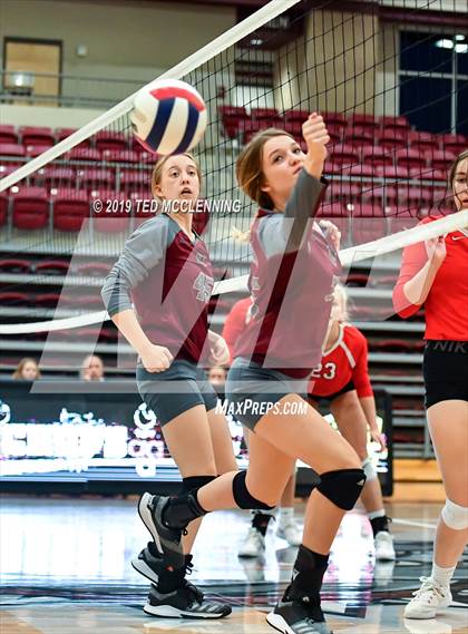 Thumbnail 3 in Farmington @ Morrilton (AAA 4A Quarterfinal Playoff) photogallery.