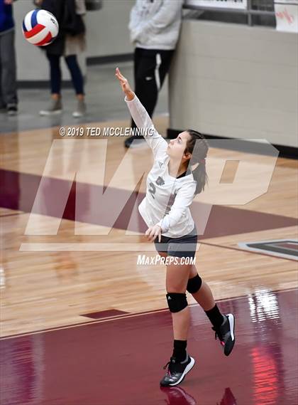 Thumbnail 3 in Farmington @ Morrilton (AAA 4A Quarterfinal Playoff) photogallery.
