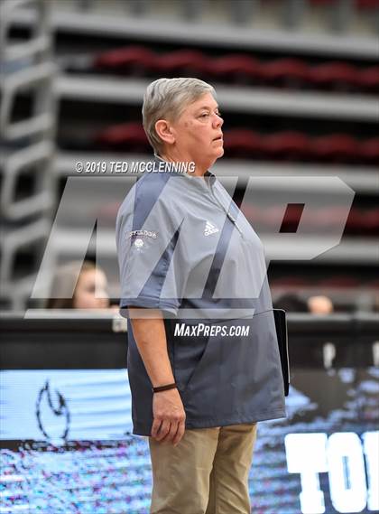 Thumbnail 1 in Farmington @ Morrilton (AAA 4A Quarterfinal Playoff) photogallery.