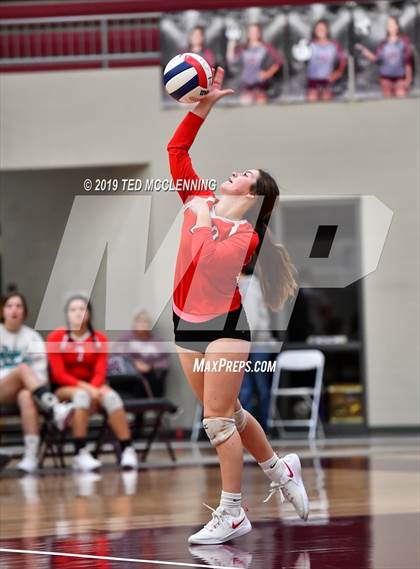 Thumbnail 2 in Farmington @ Morrilton (AAA 4A Quarterfinal Playoff) photogallery.