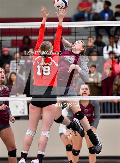 Thumbnail 2 in Farmington @ Morrilton (AAA 4A Quarterfinal Playoff) photogallery.